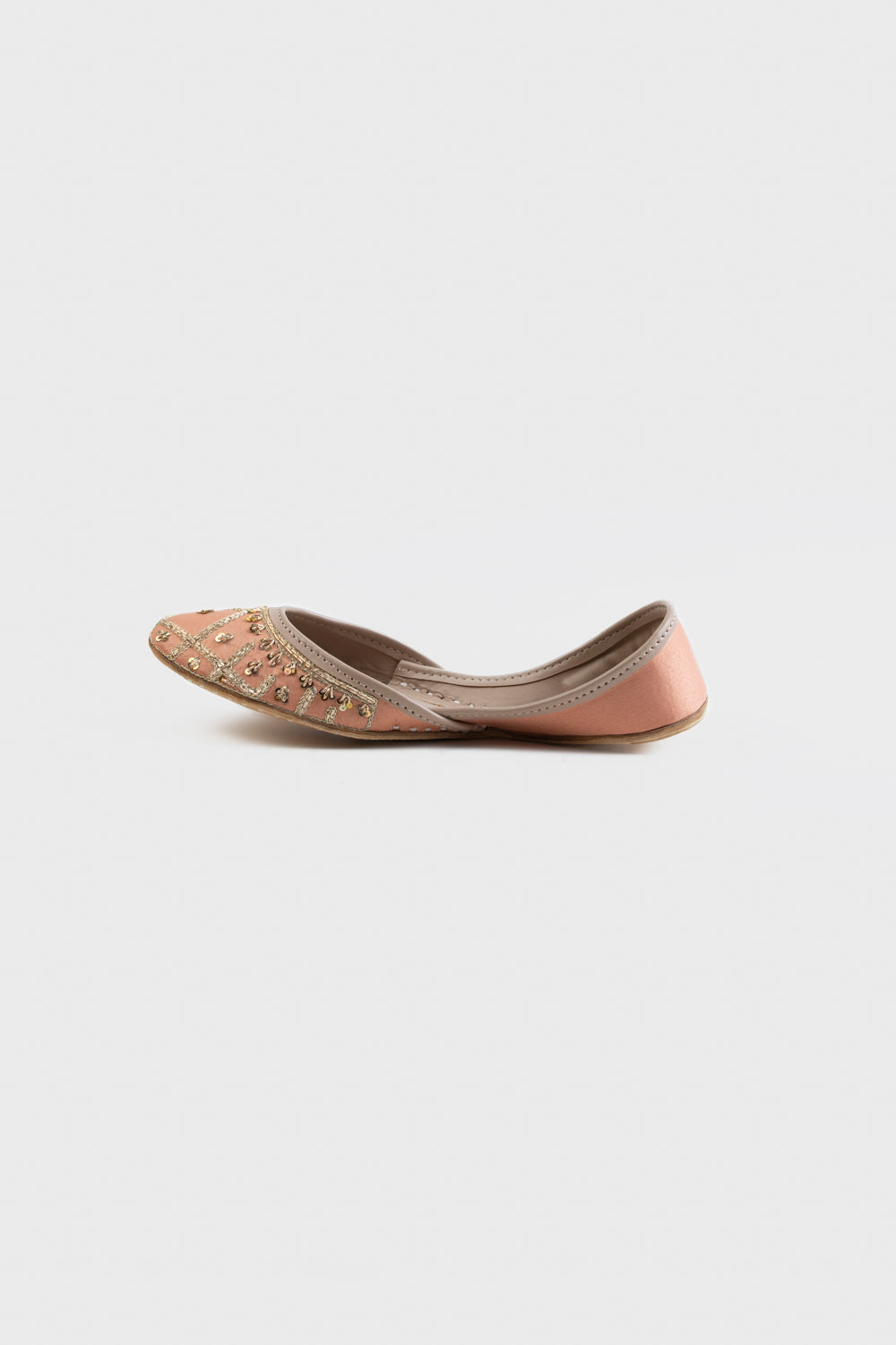 Peach - Women's Embellished Khussas