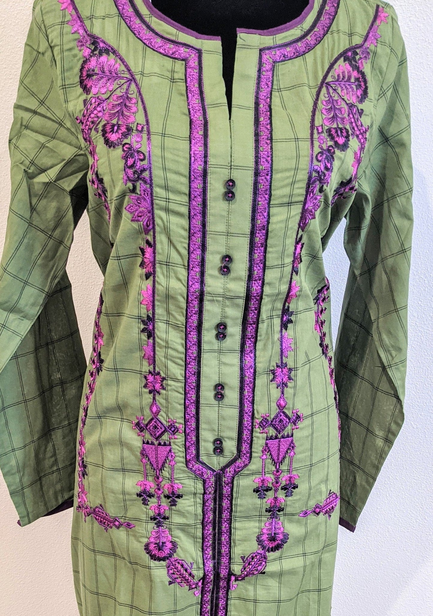 Green: Women's Kurta (Shirt only)