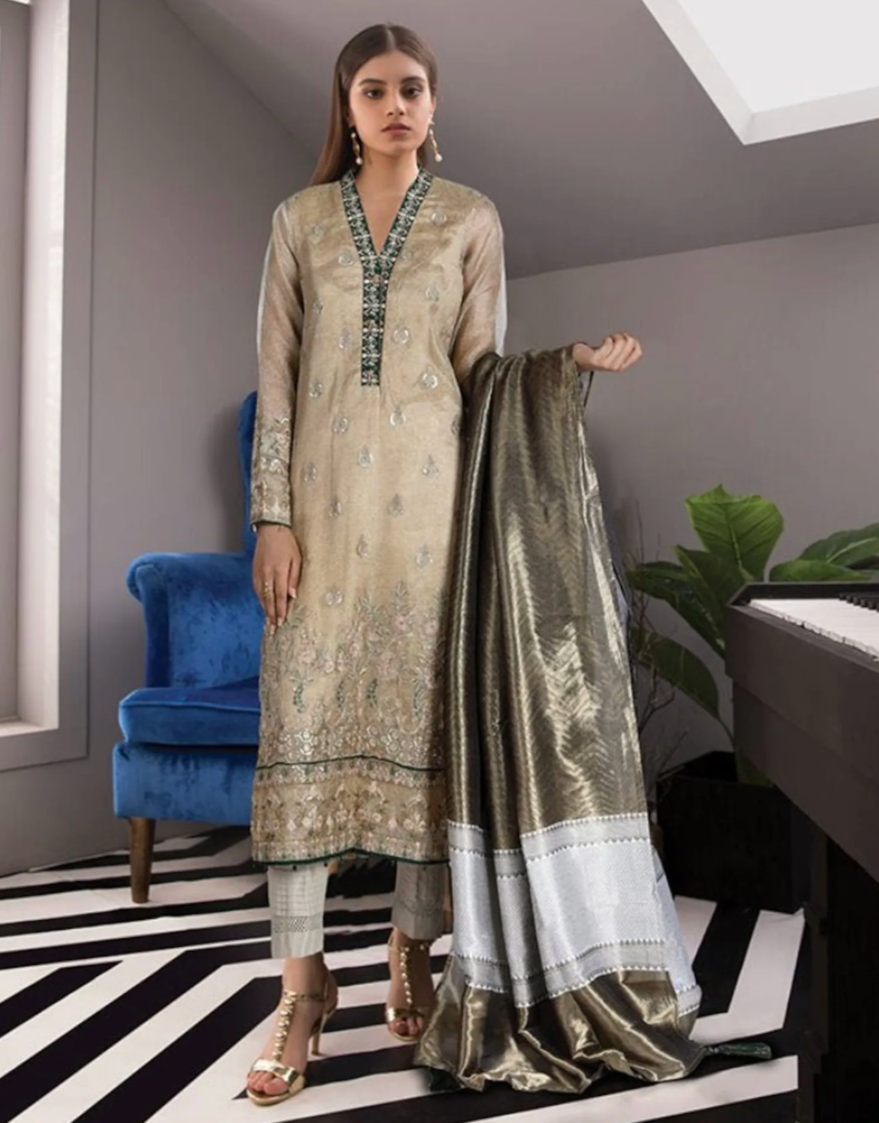 Green abd Gold: Women's Dress