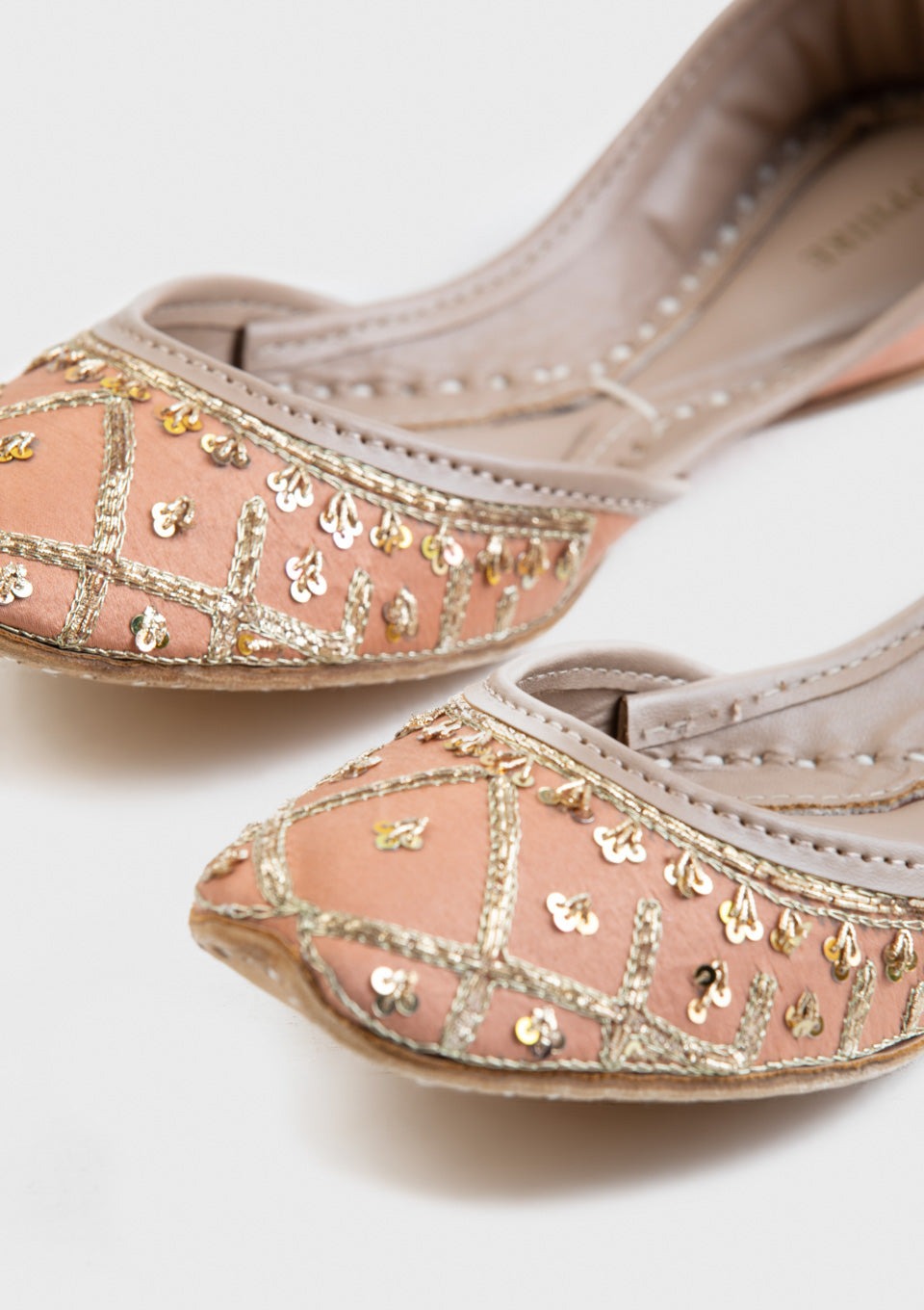Peach - Women's Embellished Khussas