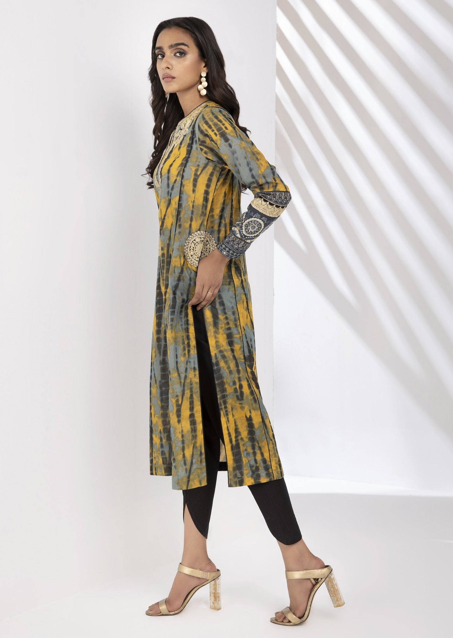 Black & Yellow : Embroidered Kurta