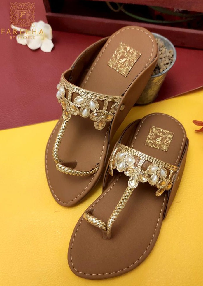 KK-20/SE-20 :  Kolhapuri (Girls)