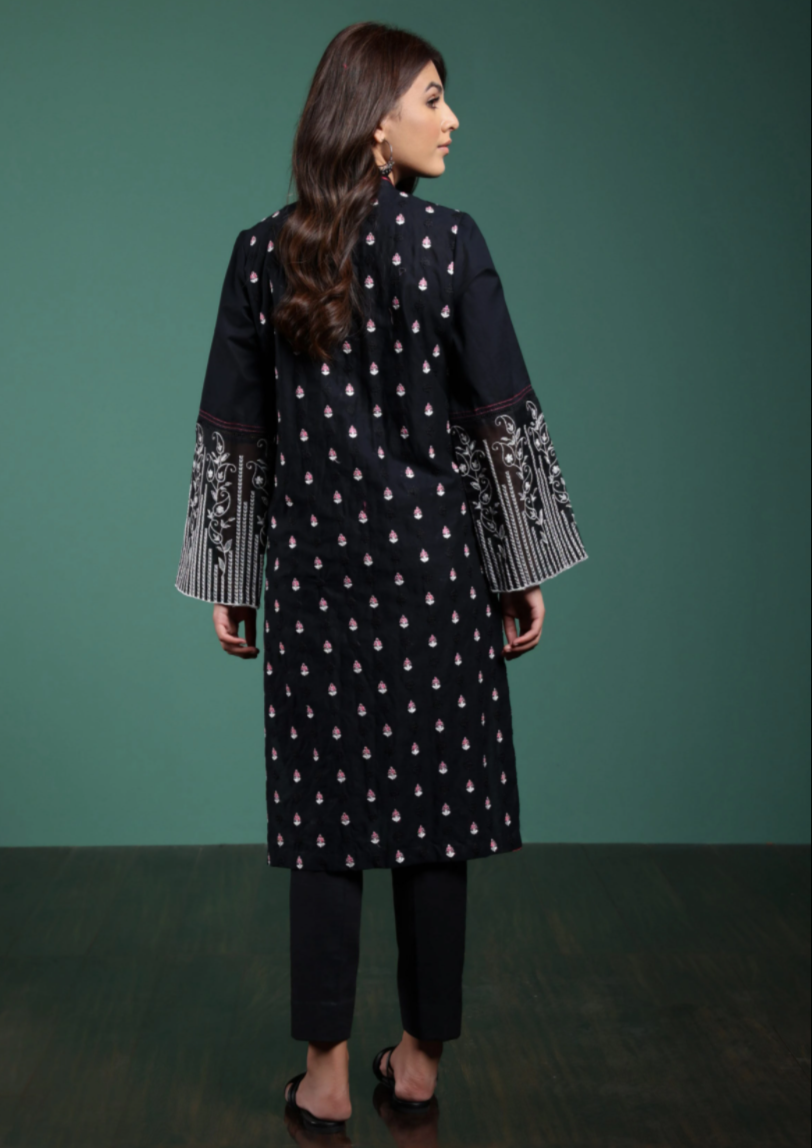 Black : Embroidered Kurta
