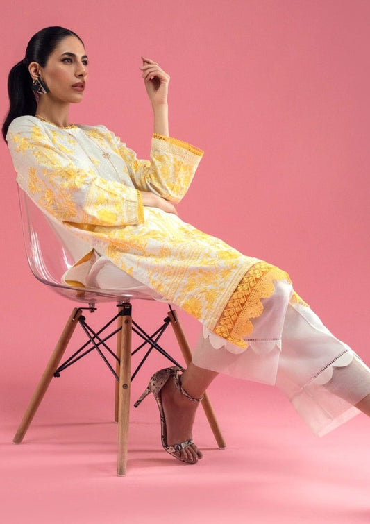 Off White : Women's Kurta